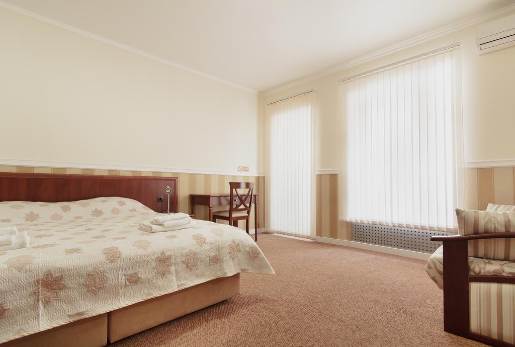 Consul Hotel Консул Odessa Kamer foto